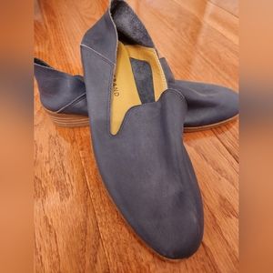 Lucky Brand Blue Grey Loafers Women Size US 8.5/EU 39 NWOT
